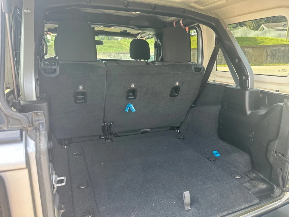2019 Jeep JL Wrangler - Image 7 of 13