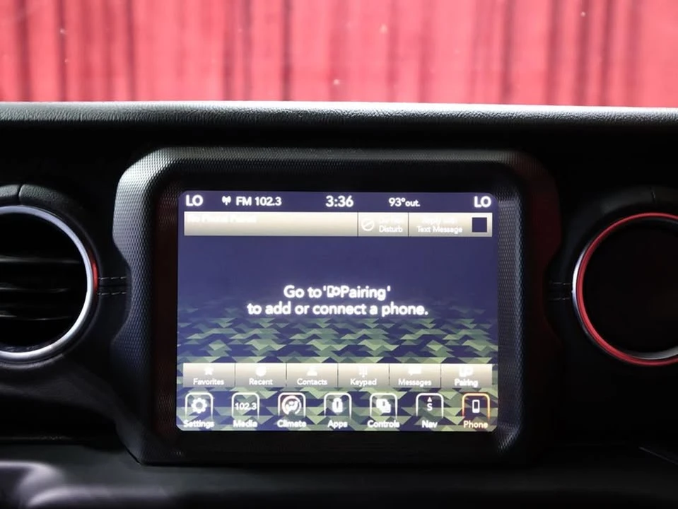 2019 Jeep JL Wrangler - Image 16 of 18