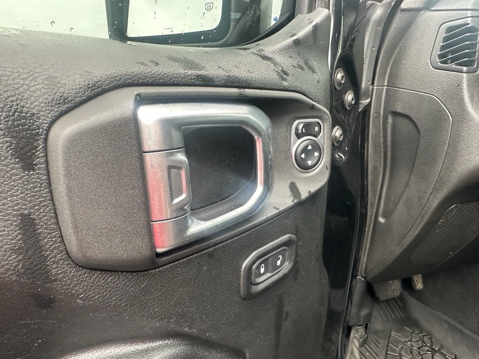 2019 Jeep JL Wrangler - Image 4 of 12