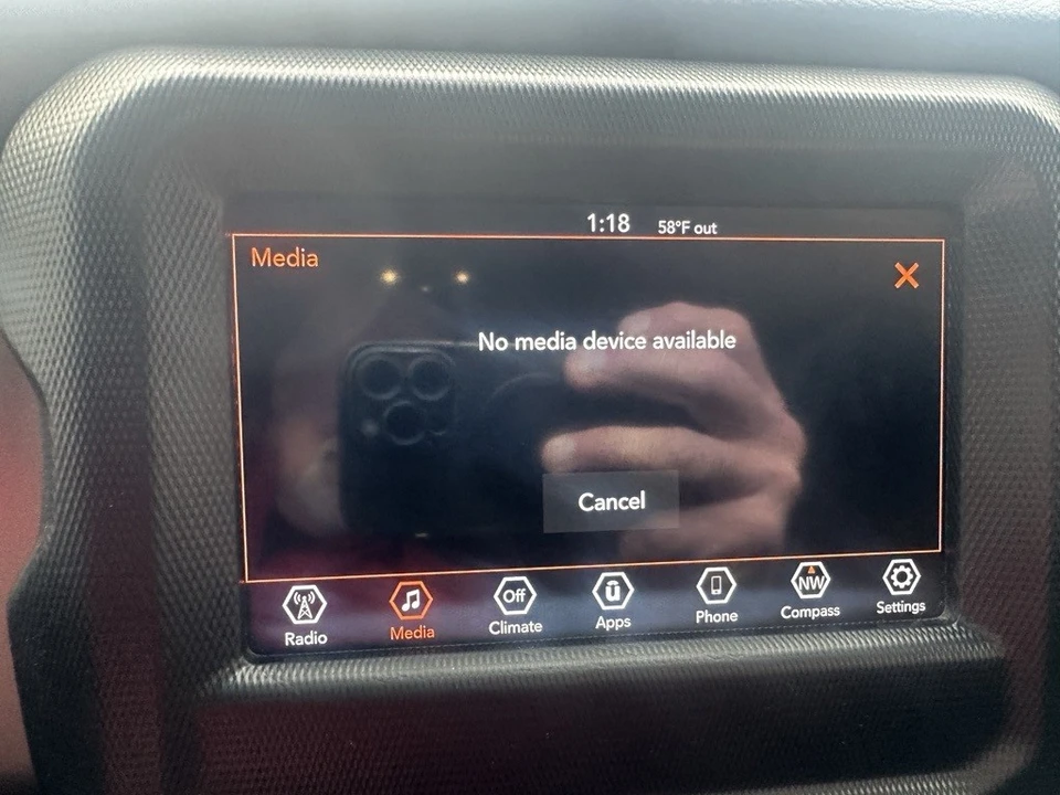 2019 Jeep JL Wrangler - Image 11 of 12