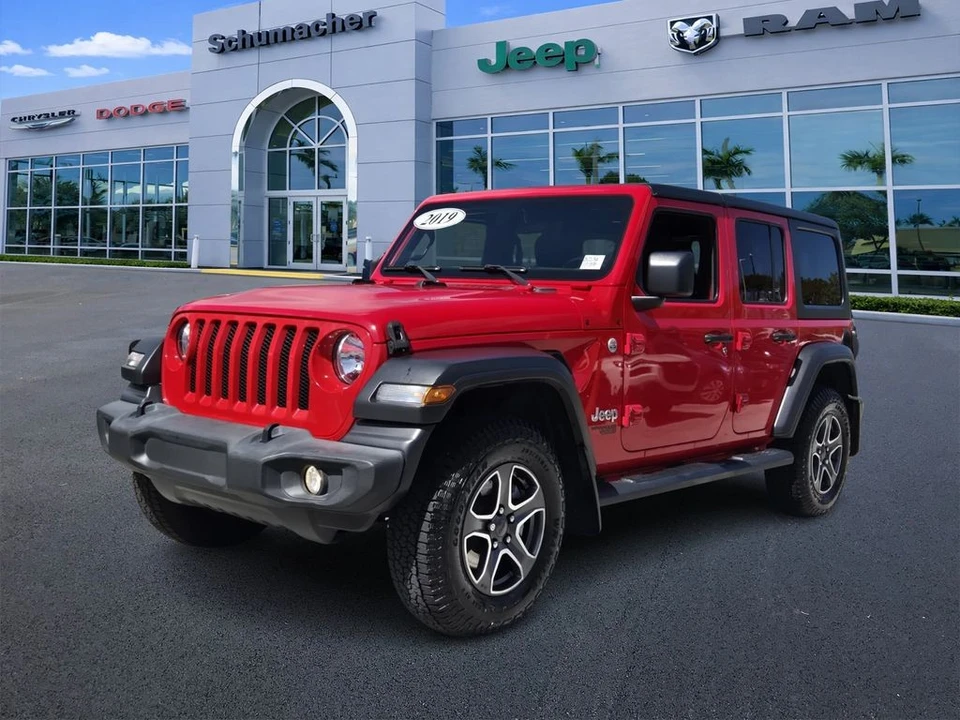 2019 Jeep JL Wrangler - Image 3 of 12