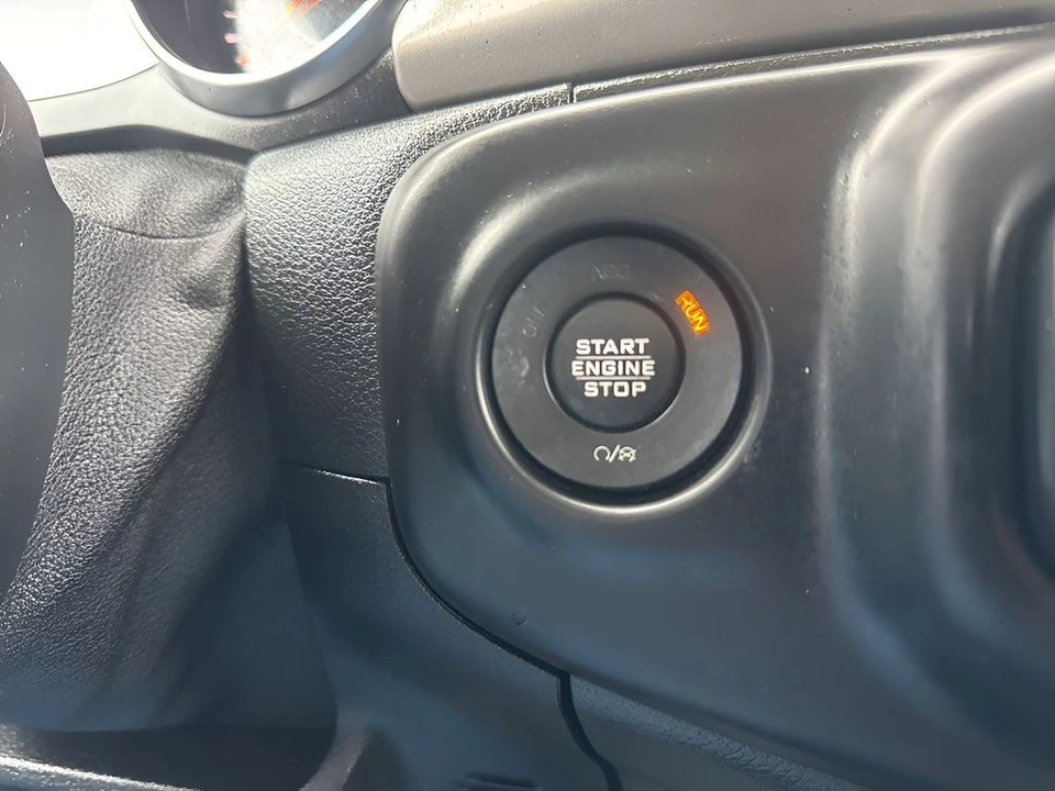 2019 Jeep JL Wrangler - Image 20 of 21