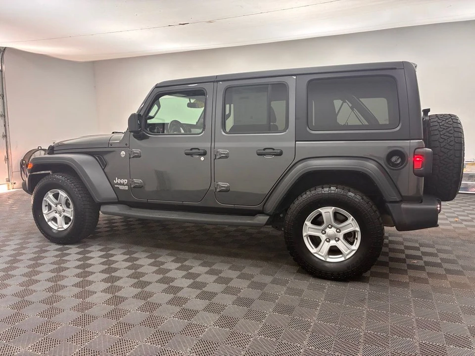 2019 Jeep JL Wrangler - Image 12 of 12