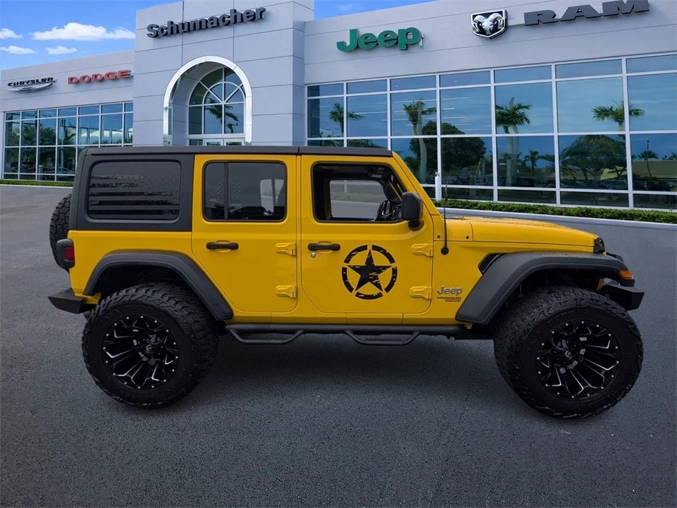 2019 Jeep JL Wrangler - Image 8 of 21