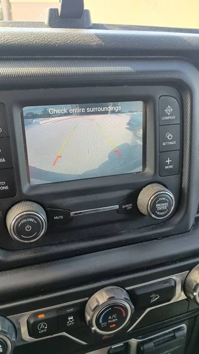 2019 Jeep JL Wrangler - Image 12 of 14
