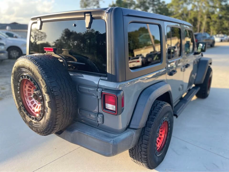 2019 Jeep JL Wrangler - Image 6 of 20