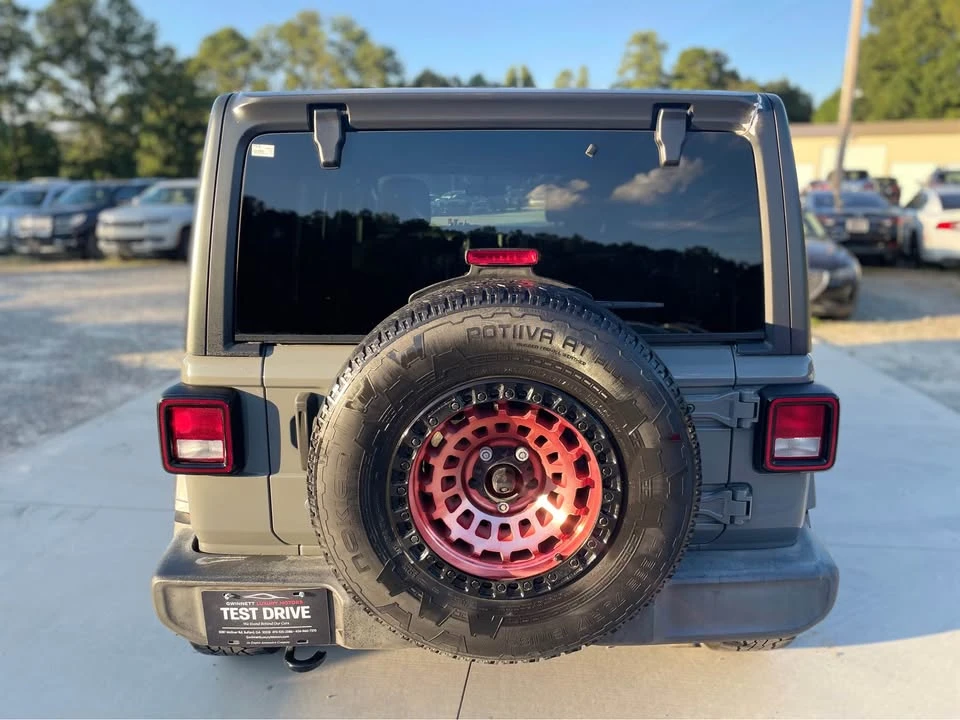2019 Jeep JL Wrangler - Image 5 of 20