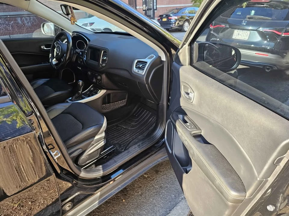 2019 Jeep Compass - Image 8 of 12