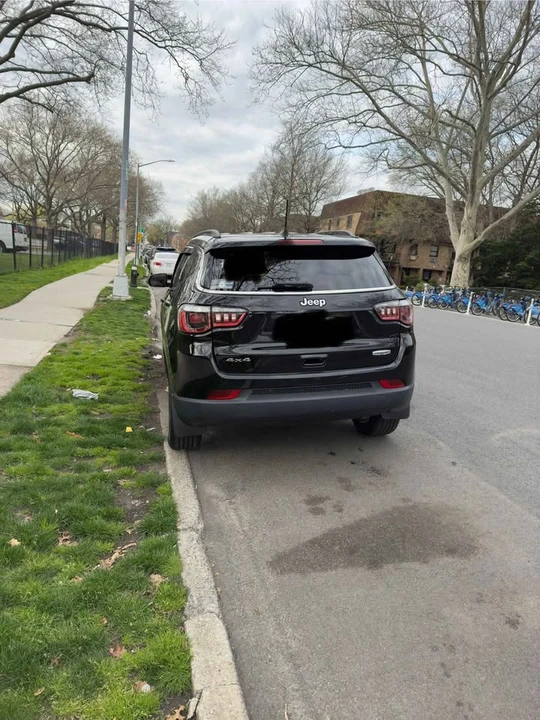 2019 Jeep Compass - Image 2 of 12