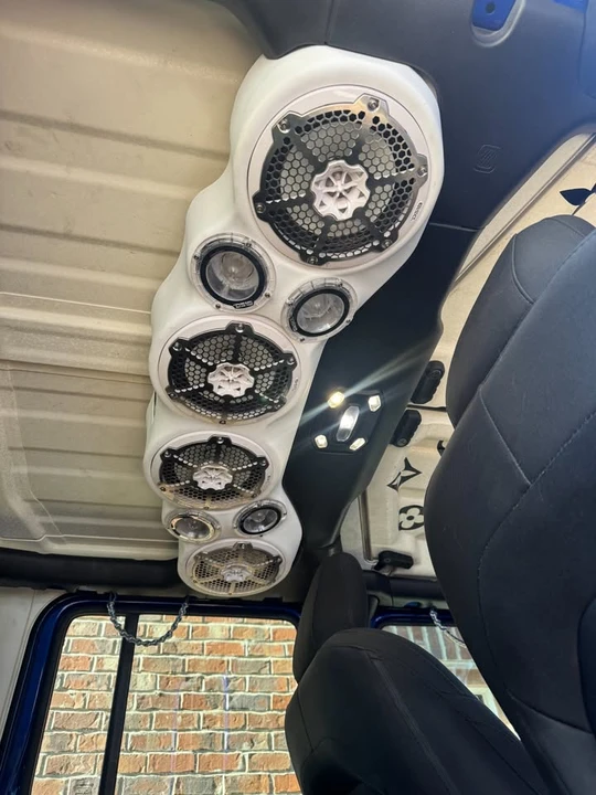 2019 Jeep JL Wrangler - Image 8 of 18