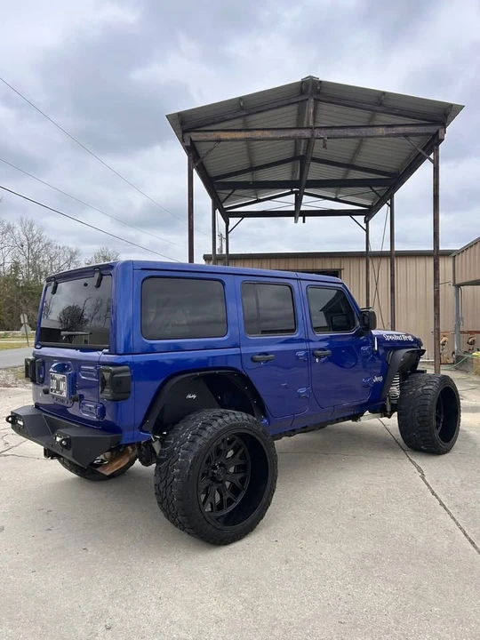 2019 Jeep JL Wrangler - Image 5 of 18