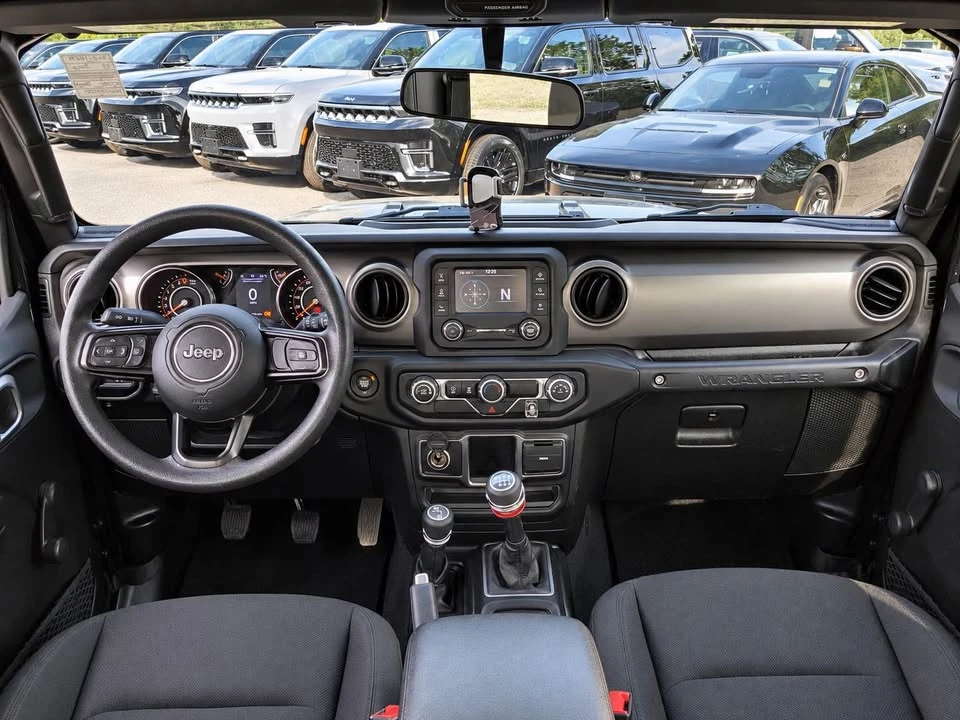 2019 Jeep JL Wrangler - Image 4 of 10