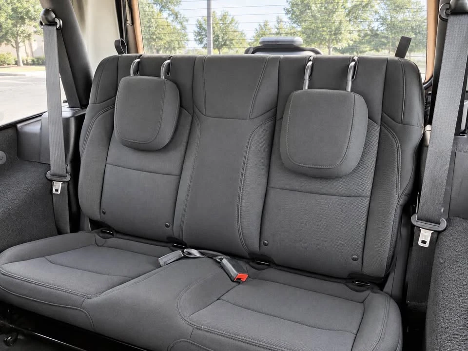 2019 Jeep JL Wrangler - Image 5 of 10