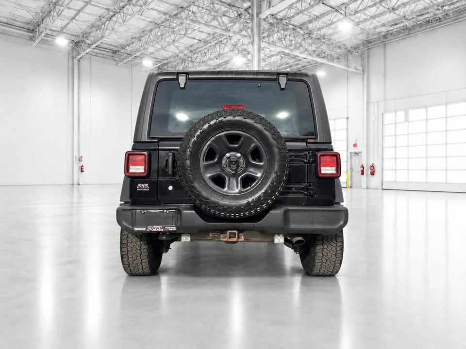 2019 Jeep JL Wrangler - Image 9 of 10