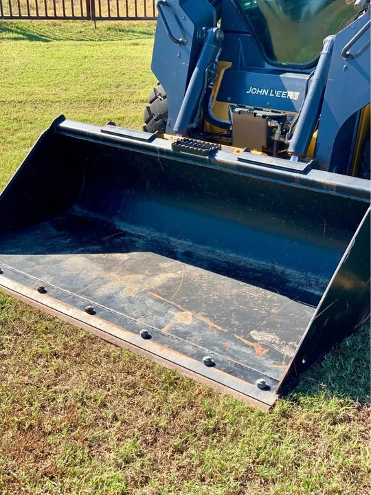 2019 John Deere - Image 5 of 10