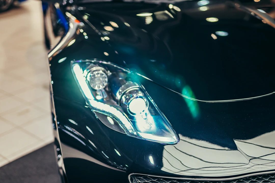 2019 Karma Revero - Image 13 of 31