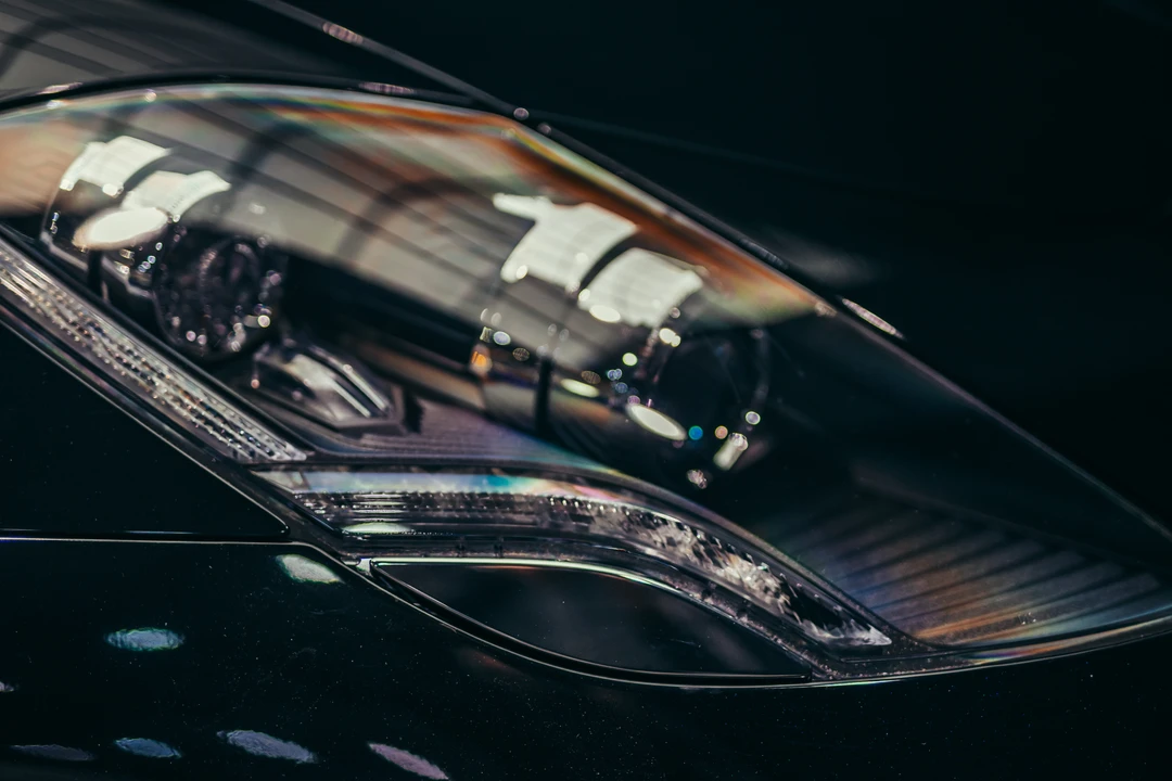 2019 Karma Revero - Image 16 of 31