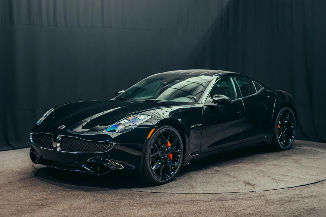 2019 Karma Revero - Image 2 of 31