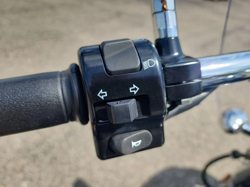 2019 Kawasaki - Image 18 of 21