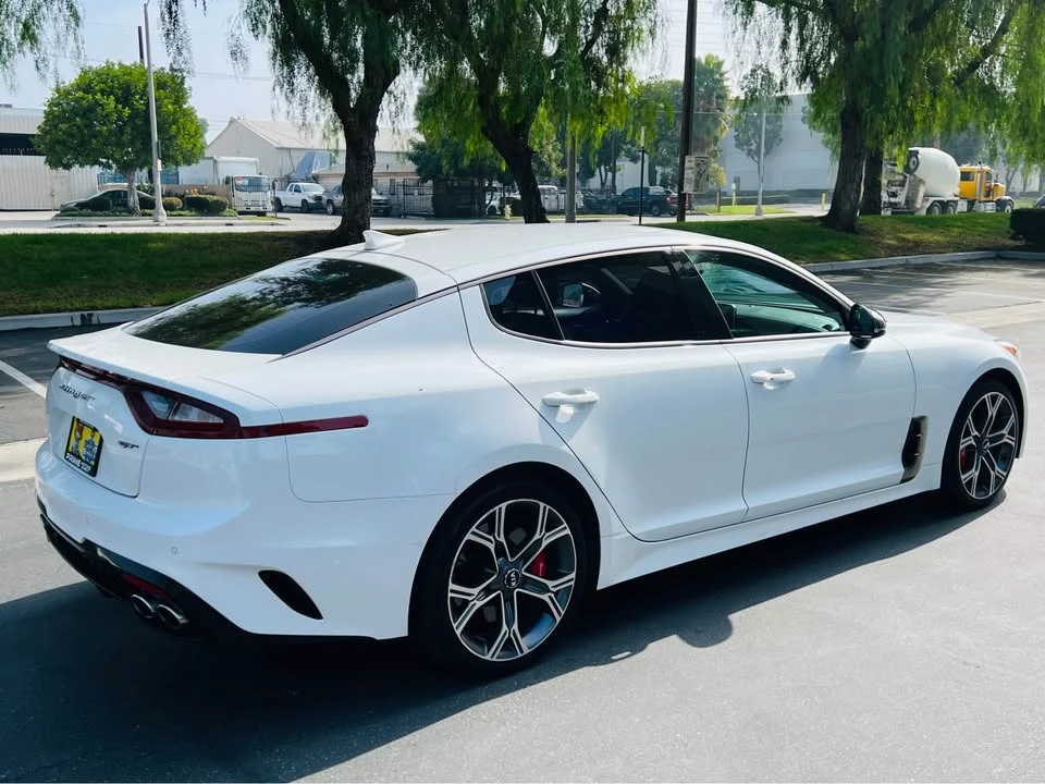 2019 Kia Stinger GT - Image 4 of 20