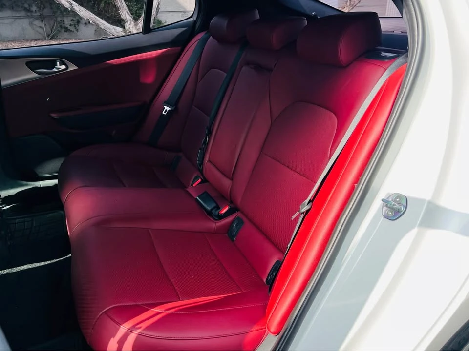 2019 Kia Stinger GT - Image 10 of 20