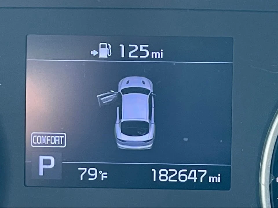 2019 Kia Stinger - Image 10 of 10