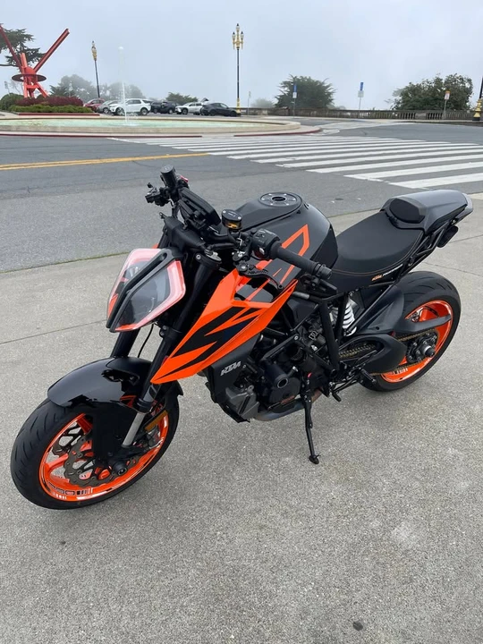 2019 KTM - Image 2 of 20