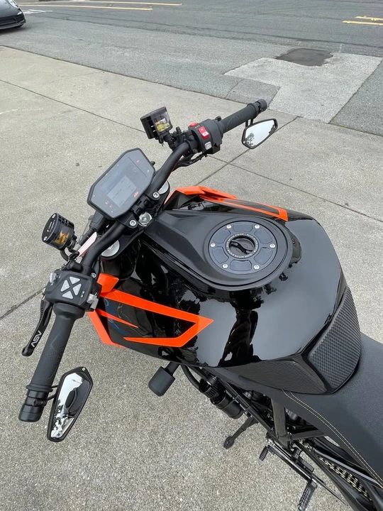 2019 KTM - Image 6 of 20