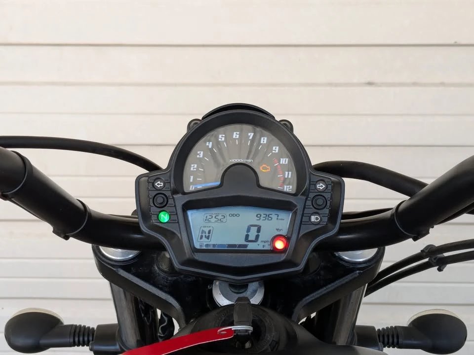 2019 Kawasaki - Image 10 of 12