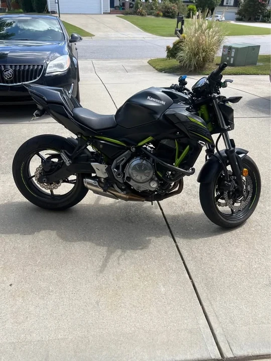 2019 Kawasaki - Image 4 of 4