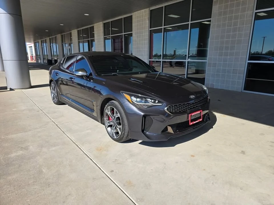 2019 Kia Stinger GT - Image 2 of 17