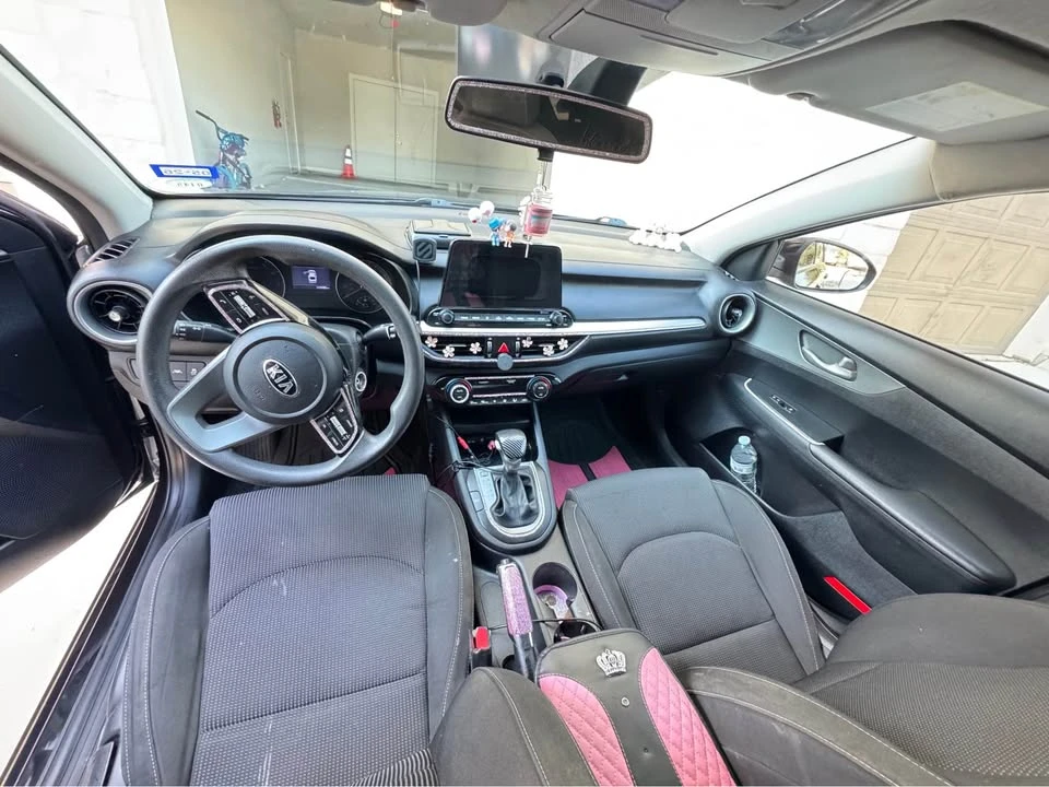 2019 Kia Forte - Image 3 of 4