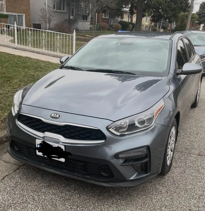 2019 Kia Forte - Image 5 of 10