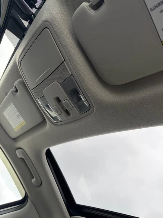2019 Kia Forte - Image 11 of 19