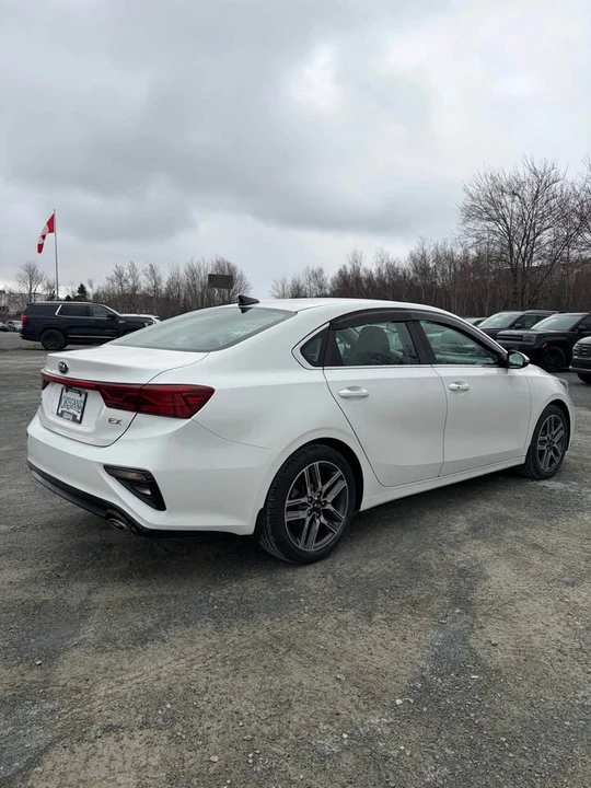 2019 Kia Forte - Image 3 of 19