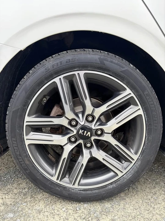 2019 Kia Forte - Image 15 of 19