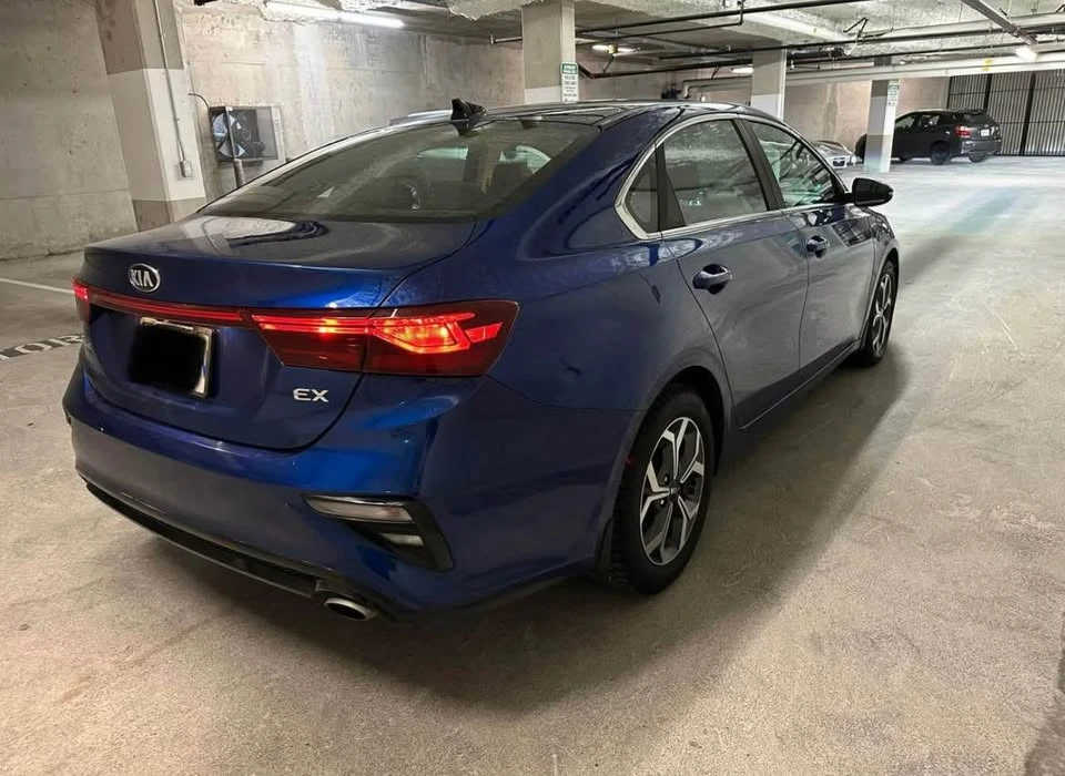 2019 Kia Forte - Image 5 of 8