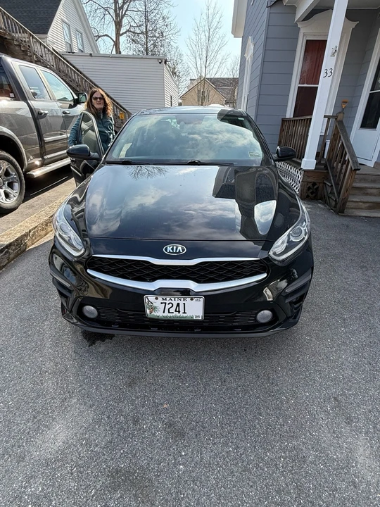 2019 Kia Forte - Image 3 of 12