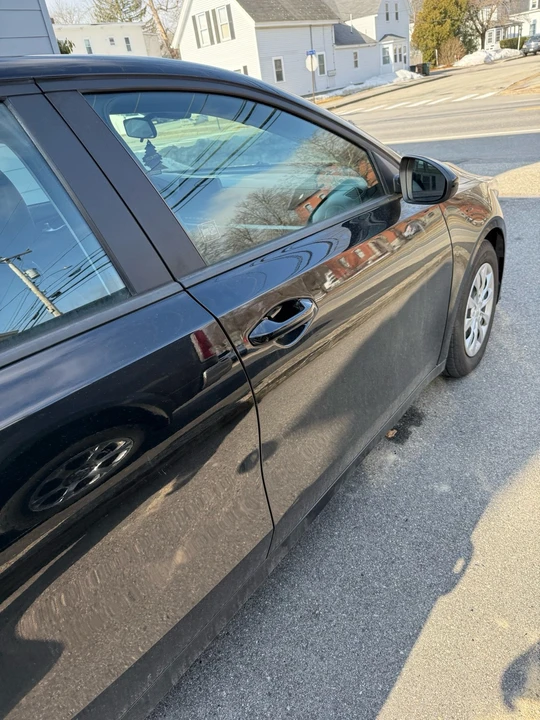 2019 Kia Forte - Image 5 of 12