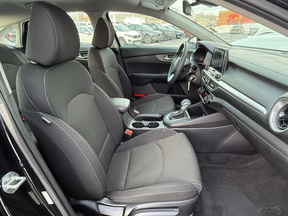 2019 Kia Forte - Image 16 of 21