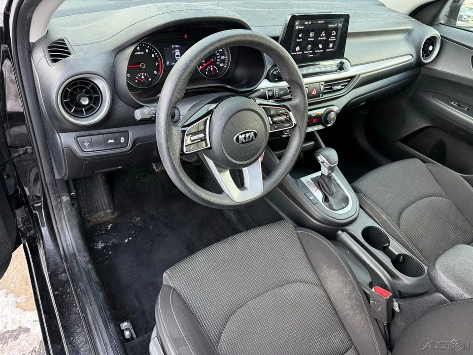 2019 Kia Forte - Image 11 of 12
