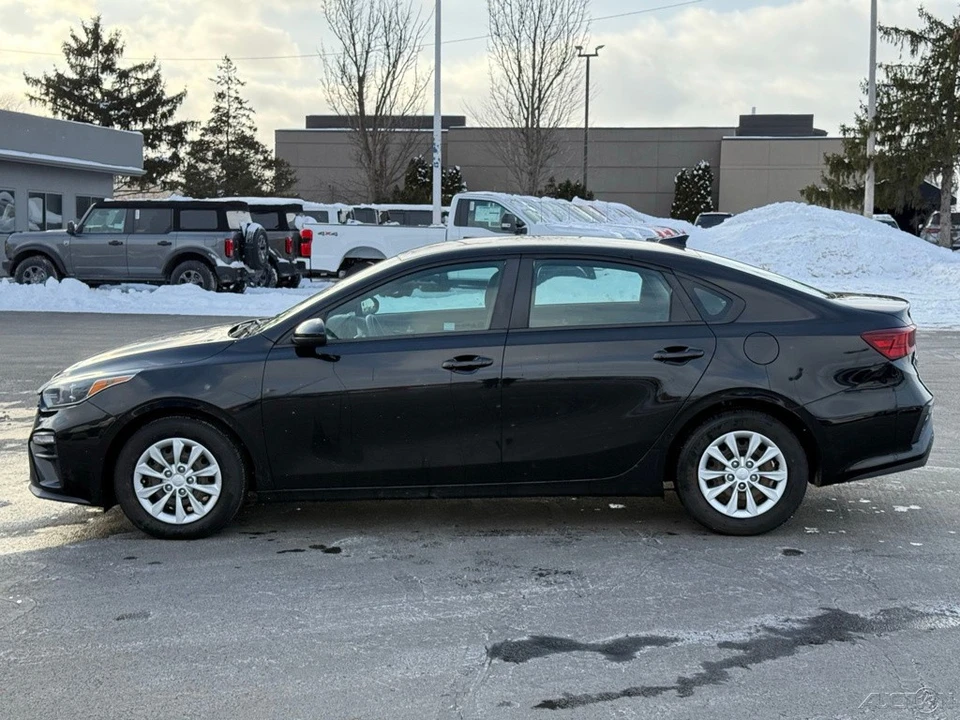 2019 Kia Forte - Image 6 of 12