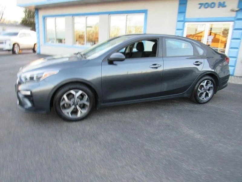 2019 Kia Forte - Image 3 of 12