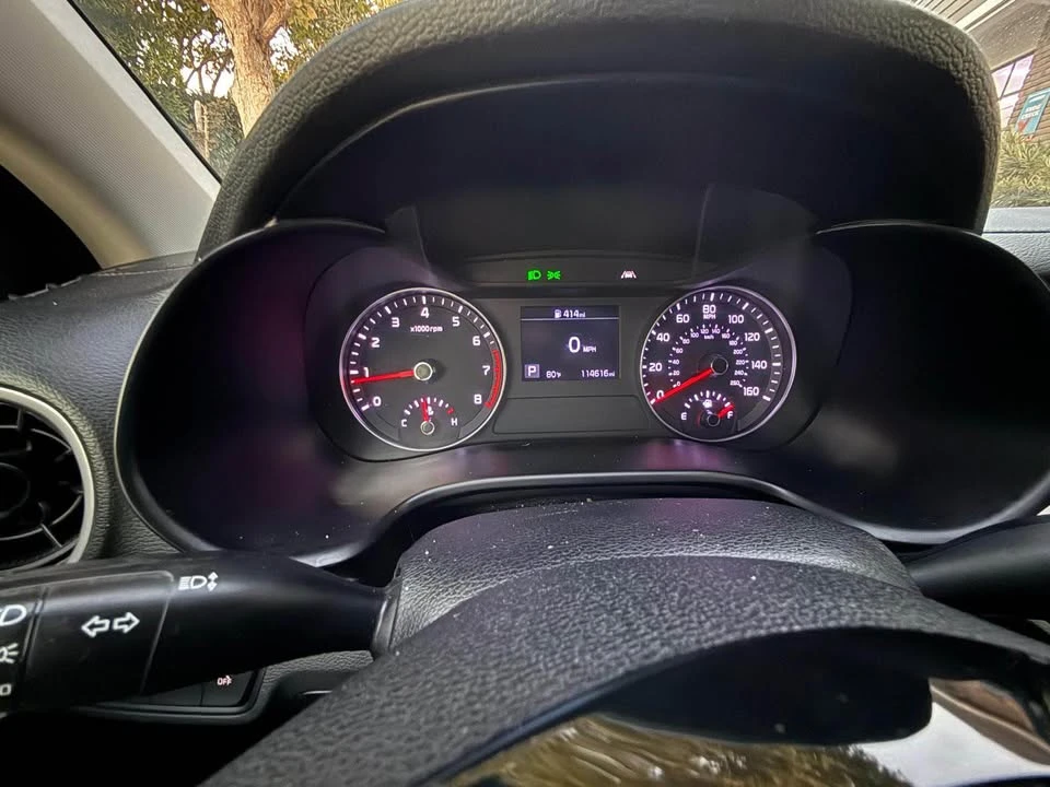 2019 Kia Forte - Image 7 of 8
