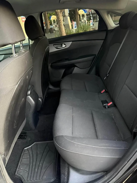 2019 Kia Forte - Image 3 of 8