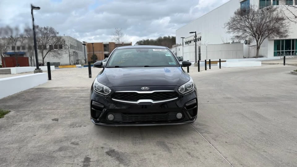 2019 Kia Forte - Image 6 of 12