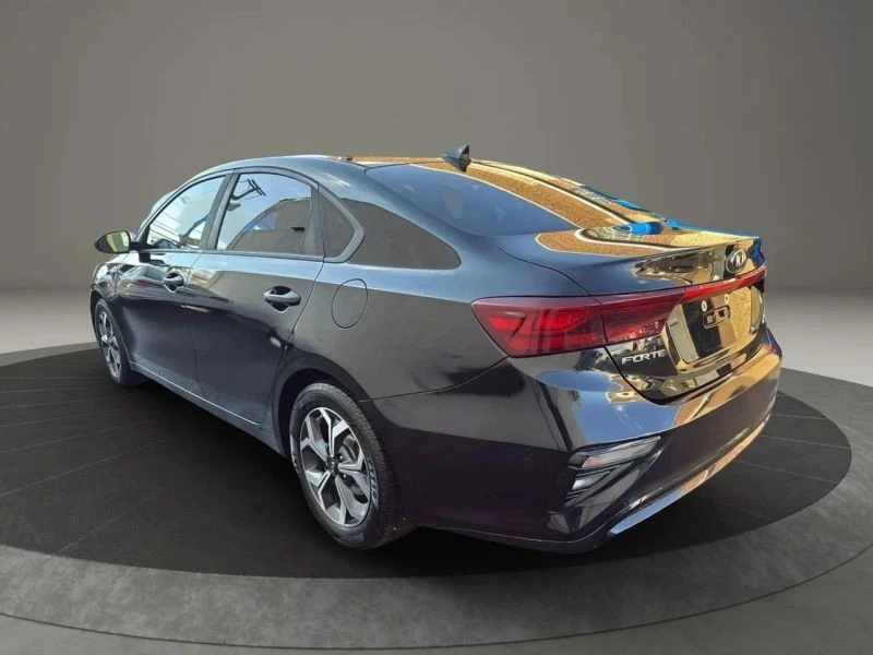 2019 Kia Forte - Image 7 of 12