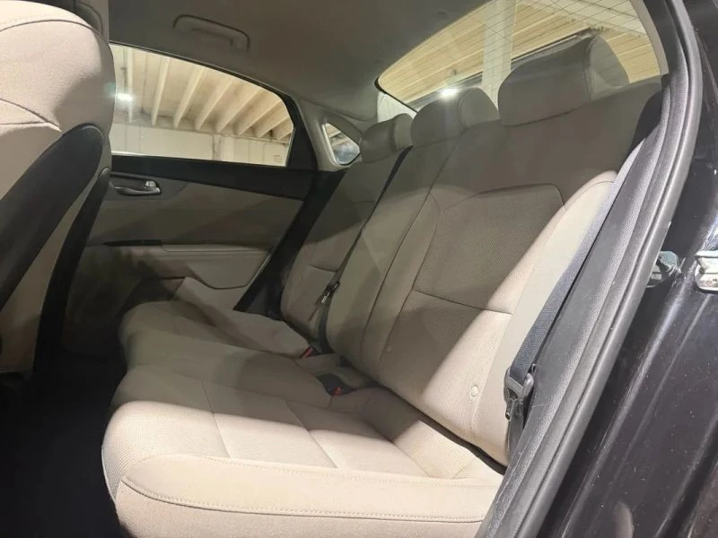 2019 Kia Forte - Image 11 of 12