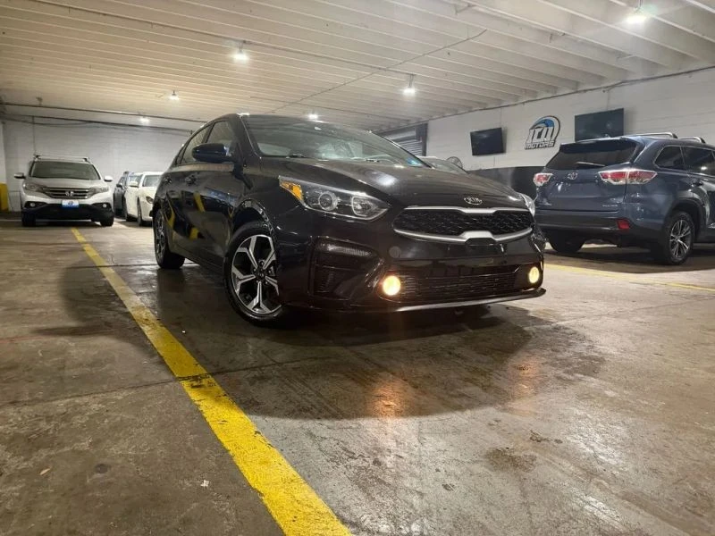 2019 Kia Forte - Image 6 of 12