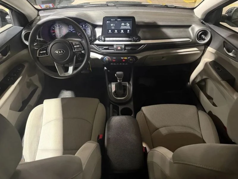2019 Kia Forte - Image 7 of 12